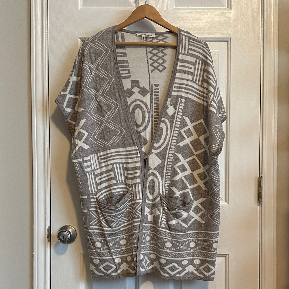 BCBGeneration Gray and White Patterned Cardigan